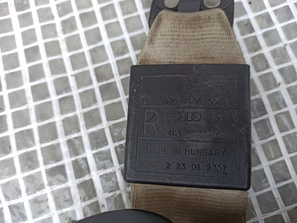 Audi q7 4l0 ремни перед передние левое  правый  комплект с Разборки