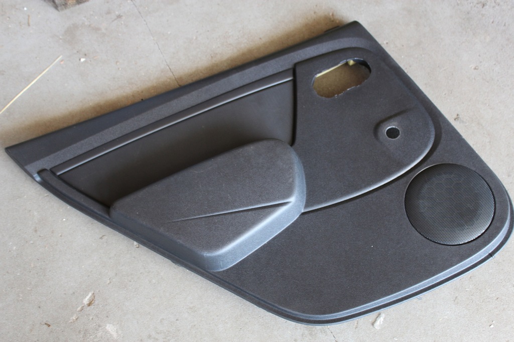 фото №1, Dacia sandero i stepway обшивка дверь левый задняя