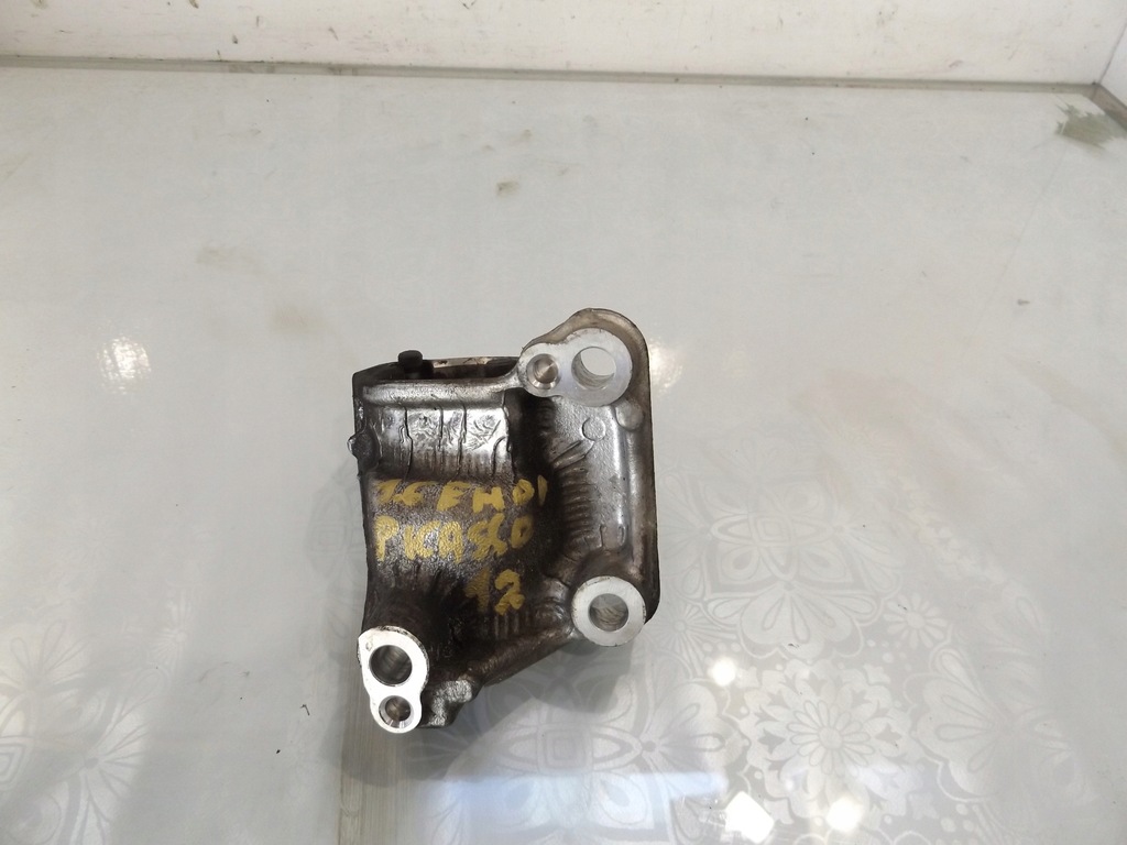 фото №1, C3 picasso 1,6ehdi опора полуось