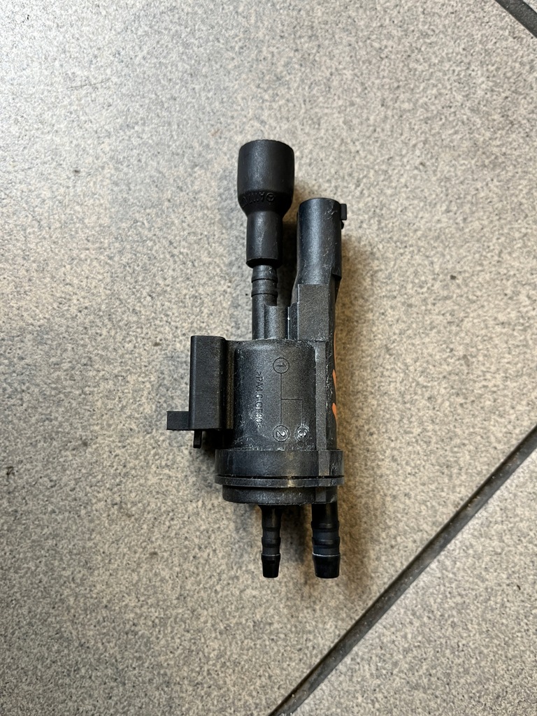 фото №1, 116 mercedes электроклапан клапан вакуумa 0025407097