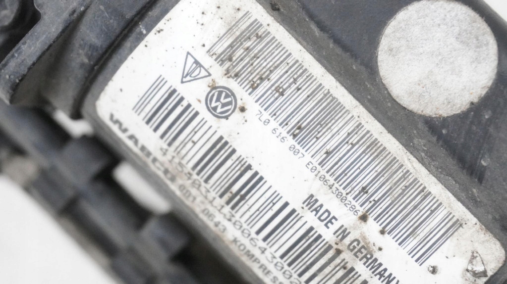 Компресор насос підвіска porsche cayenne 1 7l 7l0616007 95535890101 в Україні