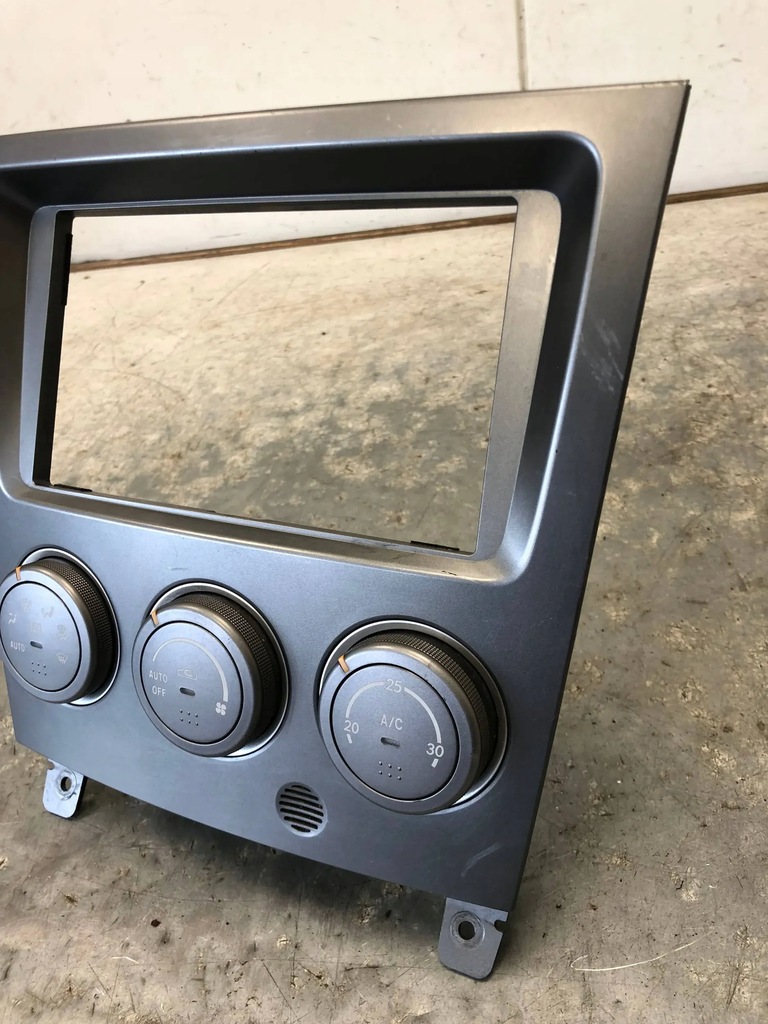 фото №5, Панель кондиционера рамка subaru impreza ii hawkeye 72311fe080