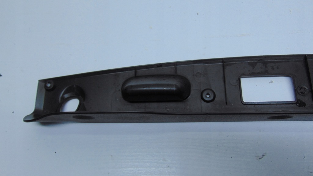 | mercedes w207 молдинг захист кришки a2077580702 в Україні