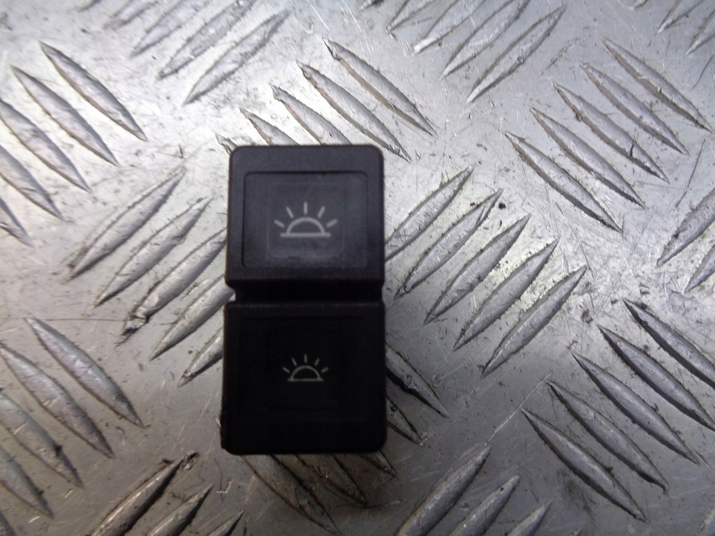 фото №1, Кнопка день noc citroen xsara picasso