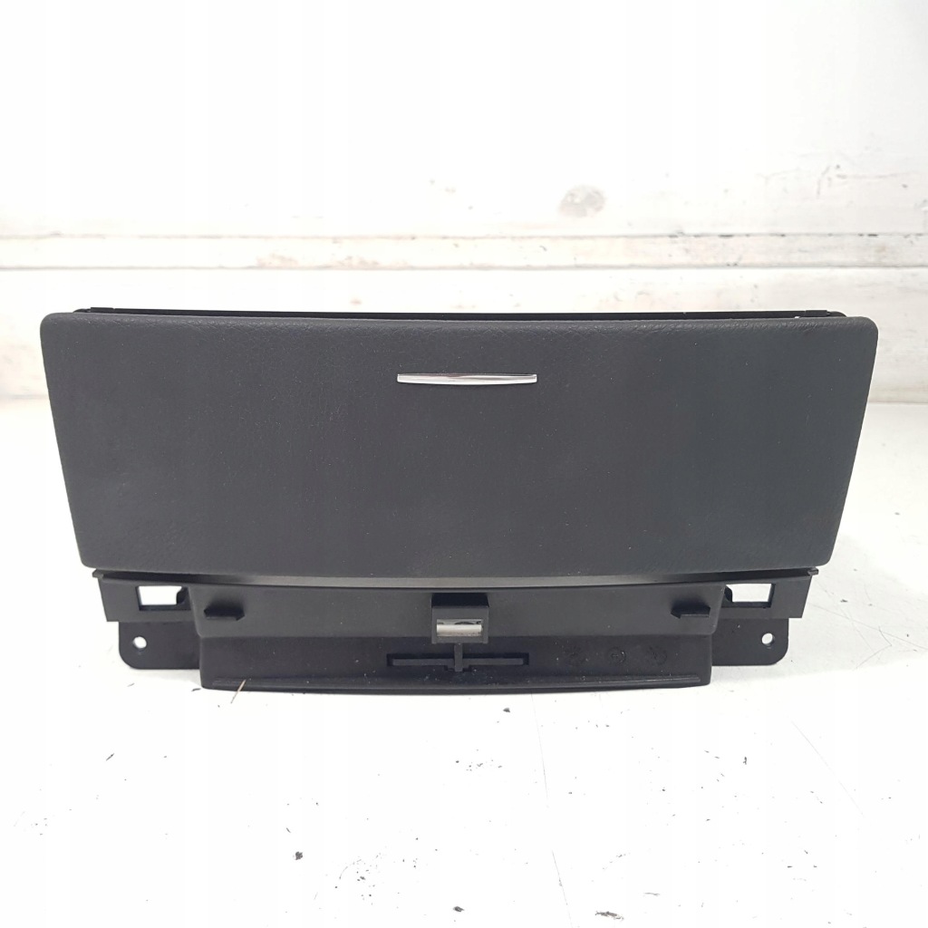 Купить Бардачок чейнджер cd mercedes w221 рестайлинг  a2216800834