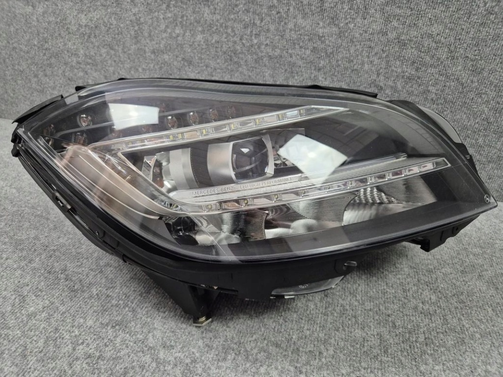 Фара передняя комплект правый  + левая - mercedes cls w218 10-14 full led lhp Киев