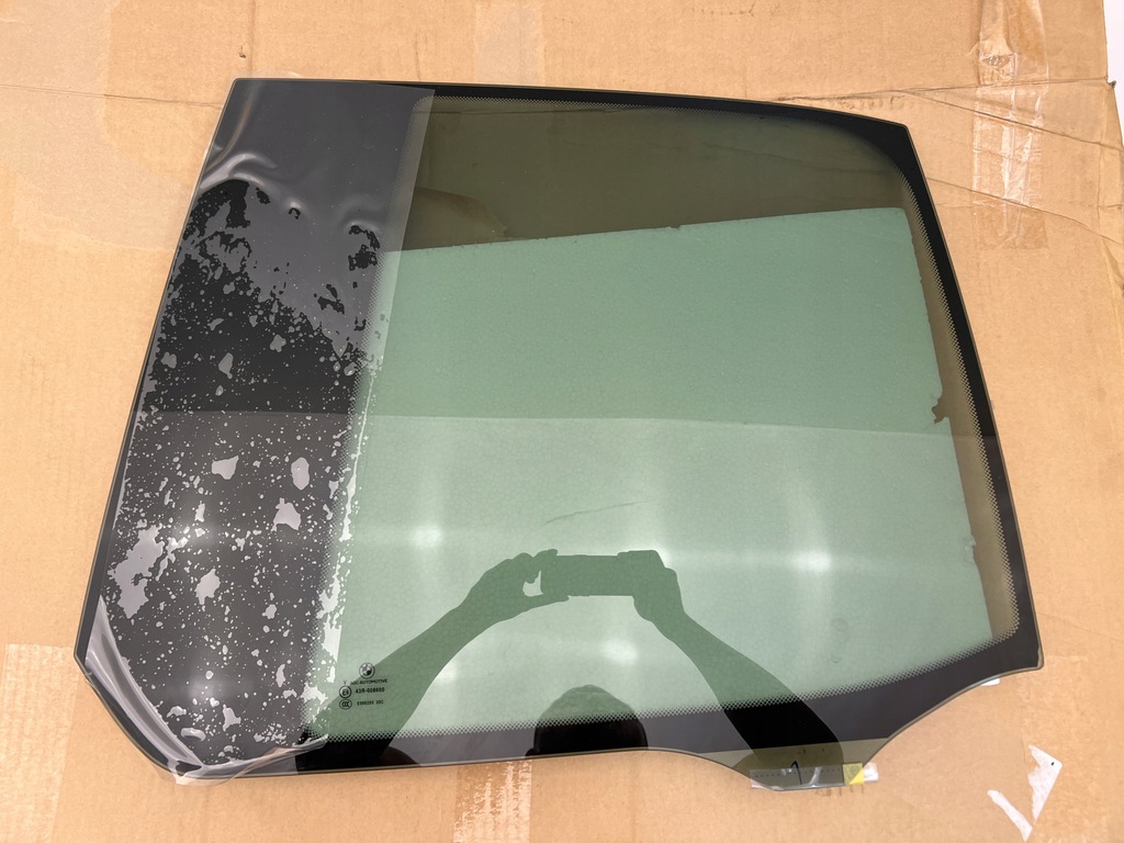 фото №1, Bmw i3 l01 скло бічна двері ліва tyna задня оригінал n