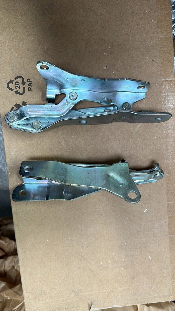 фото №1, Hyundai veloster 2011- петли капот