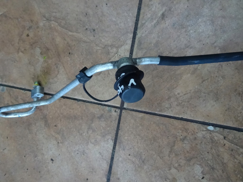 фото №3, Volvo v40 1.9dci 03' шланг кондиціонера