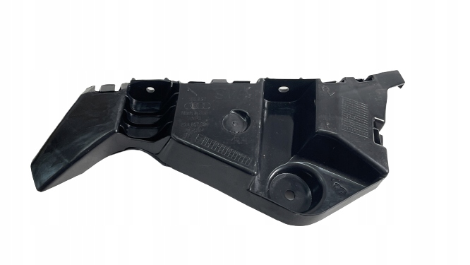 фото №1, Audi a1 ii направляющая бампера правый задняя 82a807394