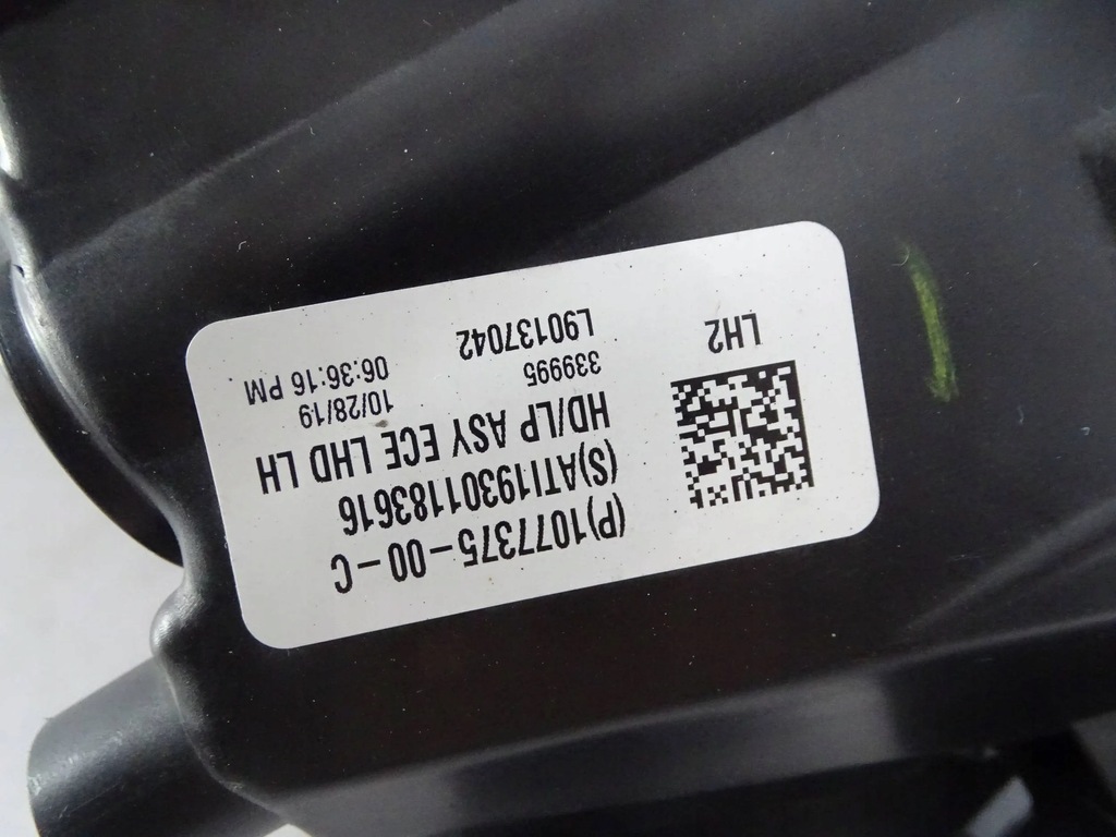 фото №7, Лампа перед передняя левая tesla 3 full led