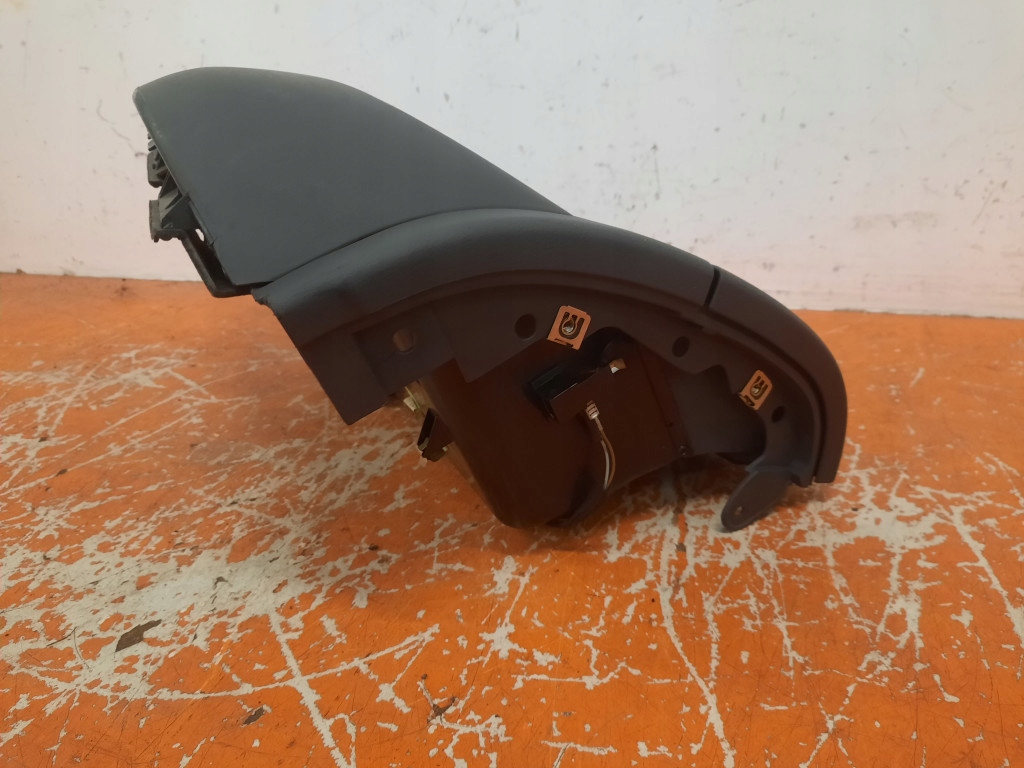 фото №7, Audi a3 8l 96-00 hb 3d полка бардачок пассажира 8l1857095