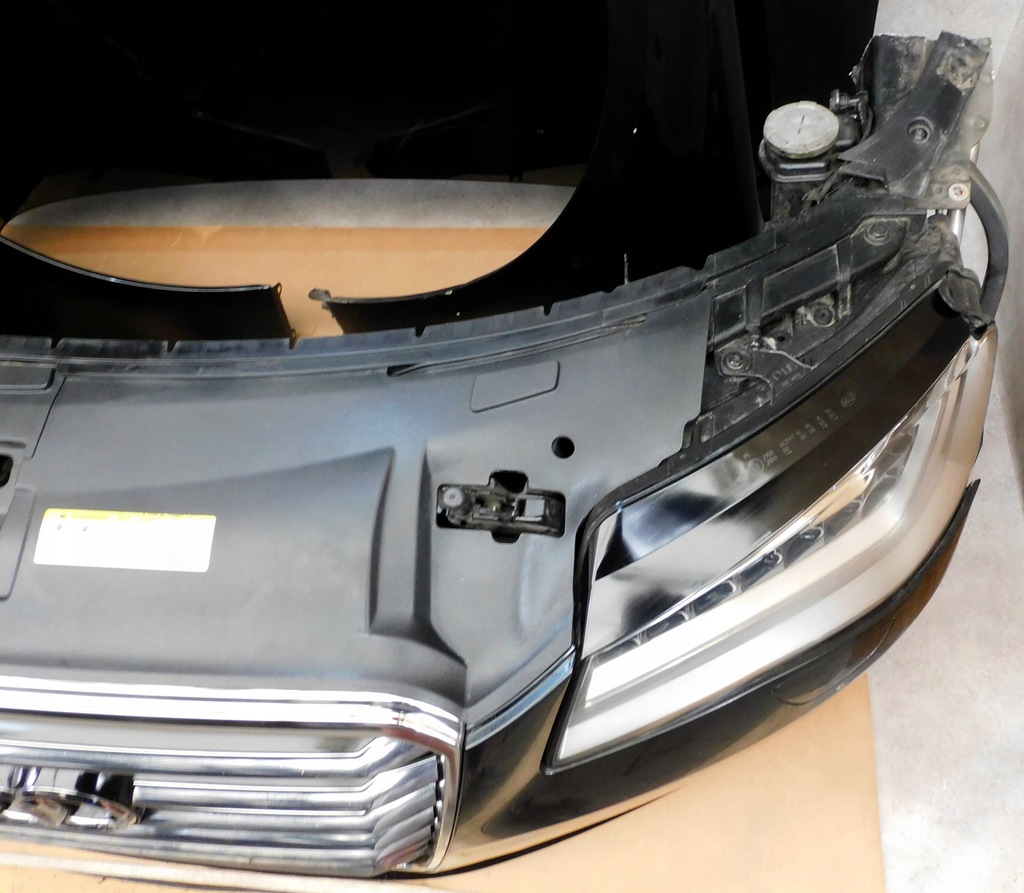 фото №6, Audi a8 d4 4h kompletny перед бампер лампи капот pas full led чорний