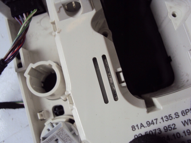 фото №6, Фонари потолочный audi a1 ii