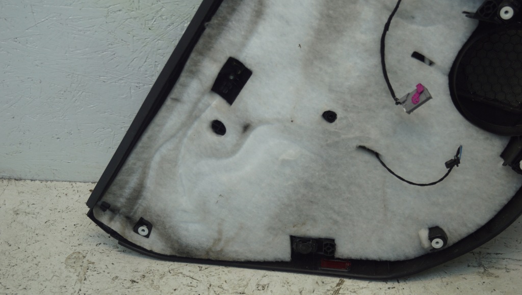 фото №15, Обшивка правый задняя audi a3 8p 5d sportback