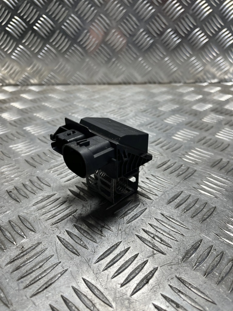 фото №1, Резистор вентилятора радиатора opel astra l vi hb 22- 9847019780