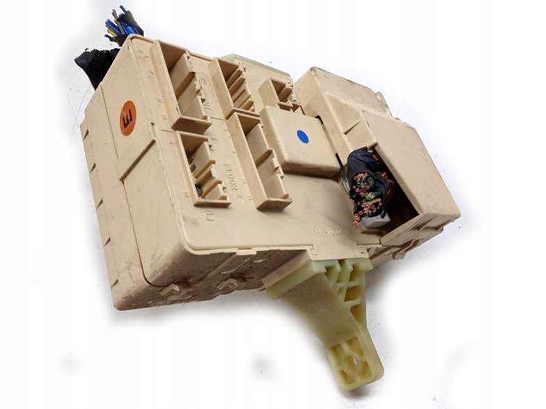 фото №1, Коробка предохранителей hyundai sonata v