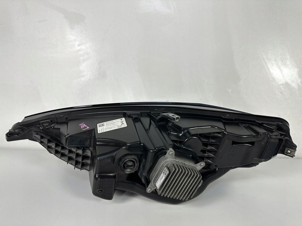 фото №9, Лампа перед передняя правая tesla s plaid 1563714-00-d 1563714 комплектная