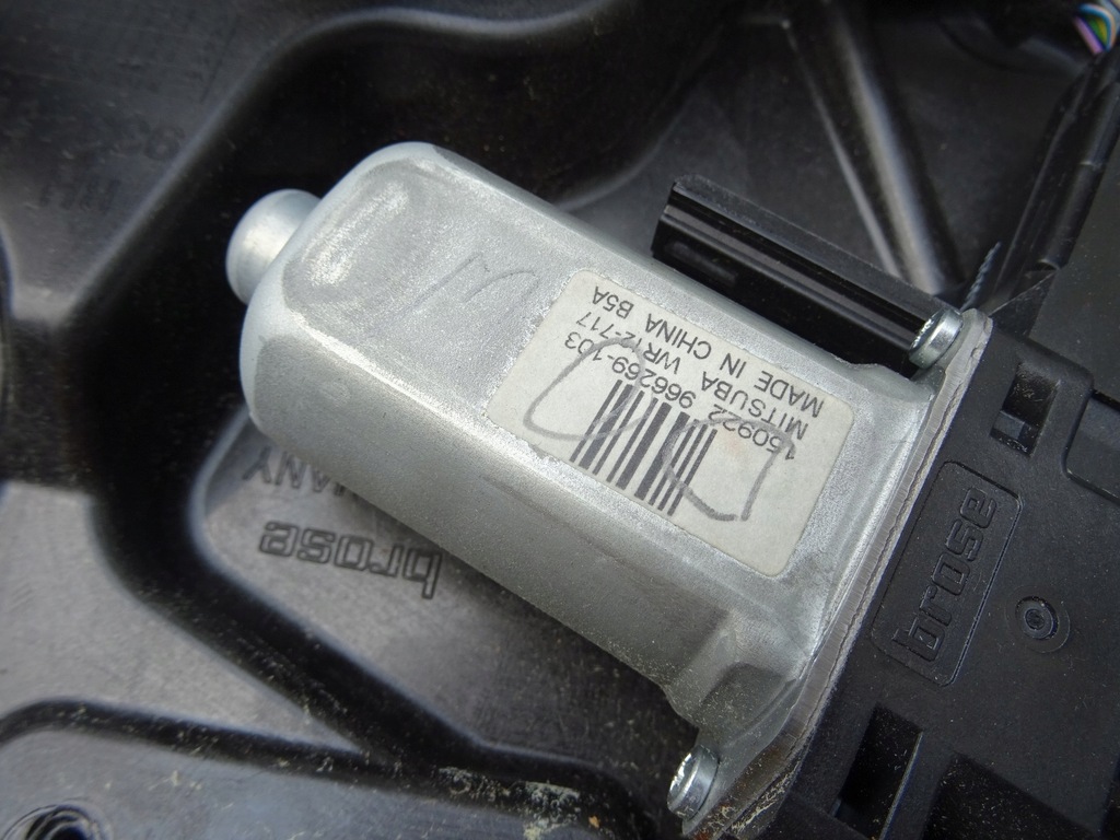 фото №6, Volvo v40 ii обшивка дверь левый задняя механизм плита