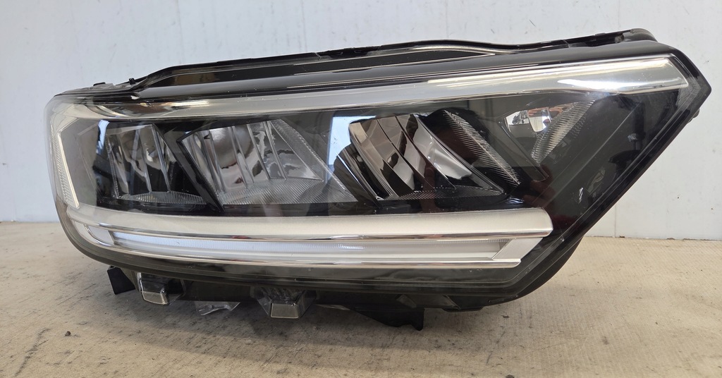 фото №3, Vw t-roc lift лампа перед правая full led оригинал europa