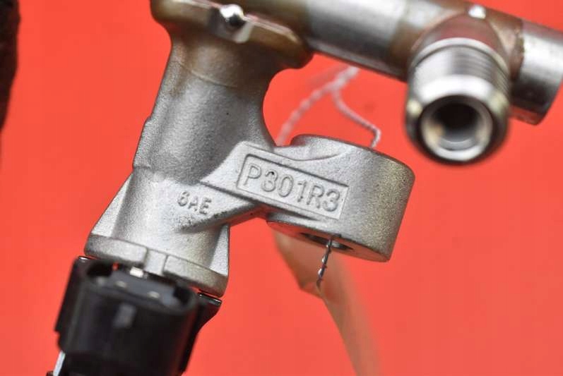 фото №7, Молдинг упорскування інжектор 06n0417 mazda mx5 mx-5 iv nd 1.5 skyactiv 131 km