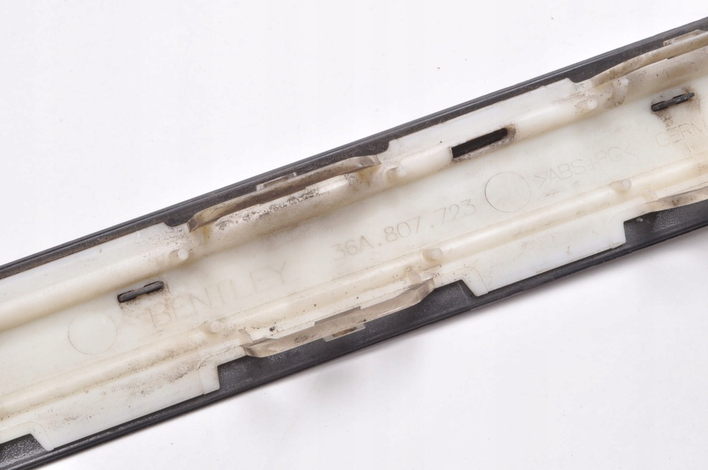 фото №14, Bentley bentayga молдинг бампера лівий задня 36a807723 18r l999