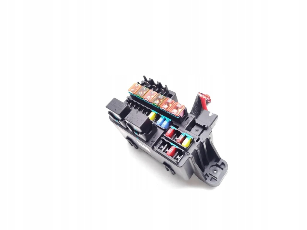 фото №9, Vauxhall mokka рамка / модуль запобіжників 1.6 бензин 85kw 116 hp 826166