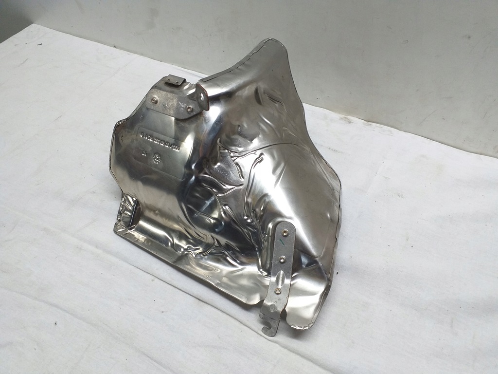 фото №1, Mercedes w257 захист теплова