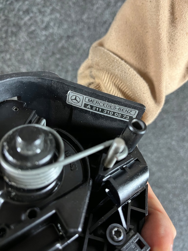 фото №6, Mercedes w211 kombi кнопка фаркоп буксирувальний a2113100273