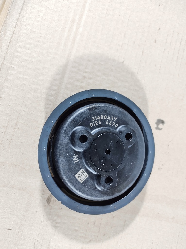 фото №1, Volvo v40 1.5 t3 12r- колесо распределительного вала вариатор