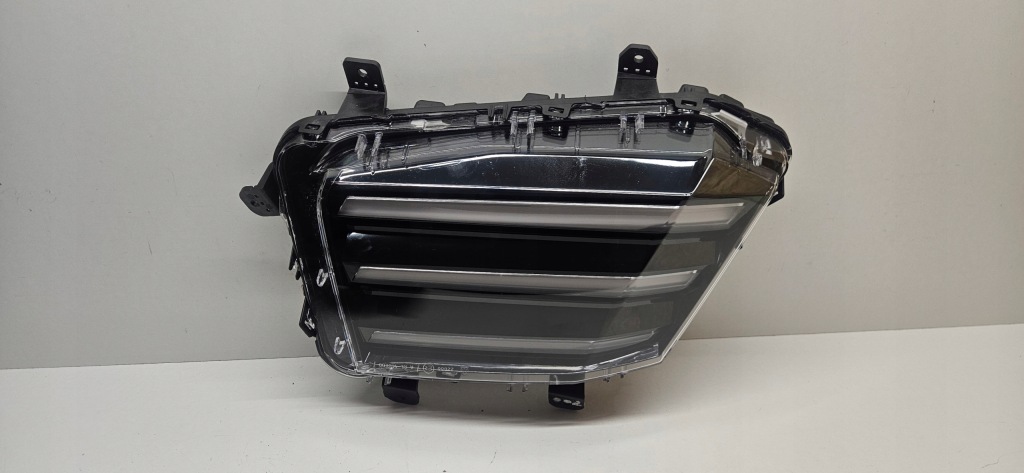 Купить Peugeot 2008 рестайлинг  противотуманная фара правый led drl лампа правая 9850423580