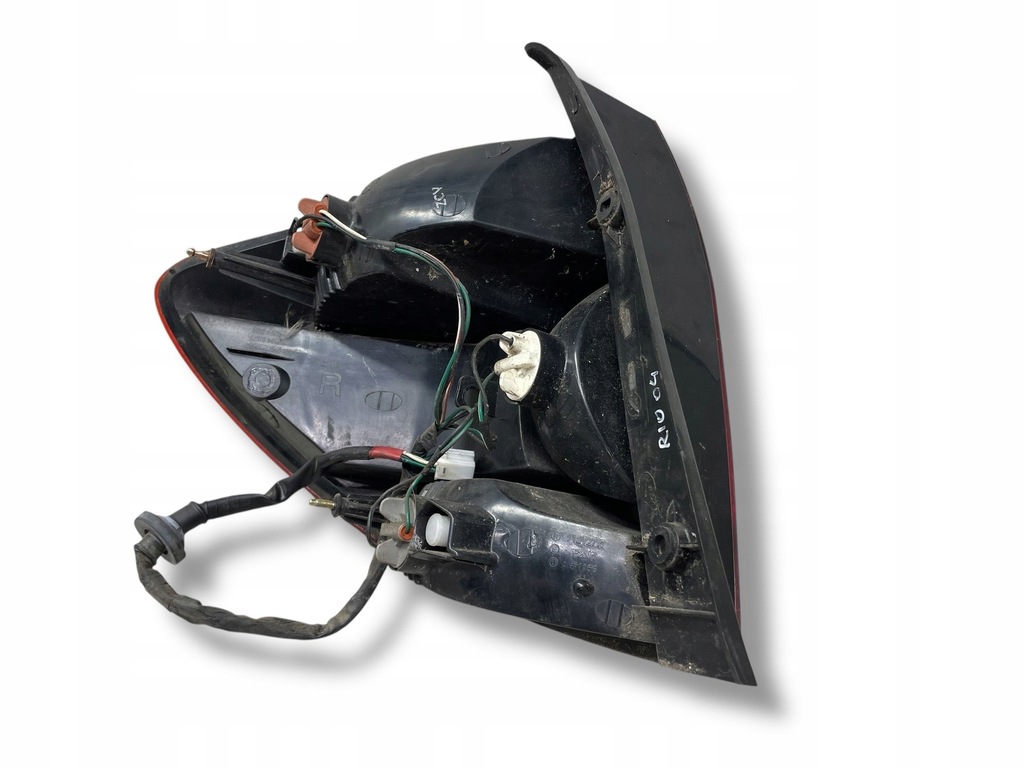 фото №4, Kia rio 2004 лампа задняя правая сторона kombi