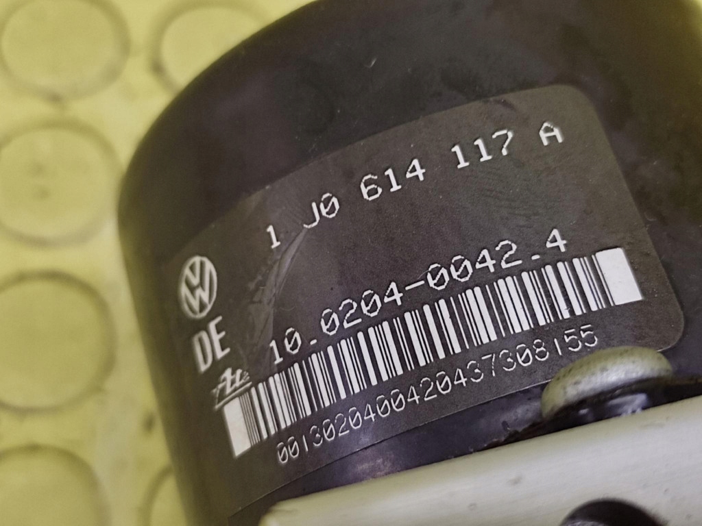 фото №7, Audi a3 8l 1.6 насос abs 1j0614117a