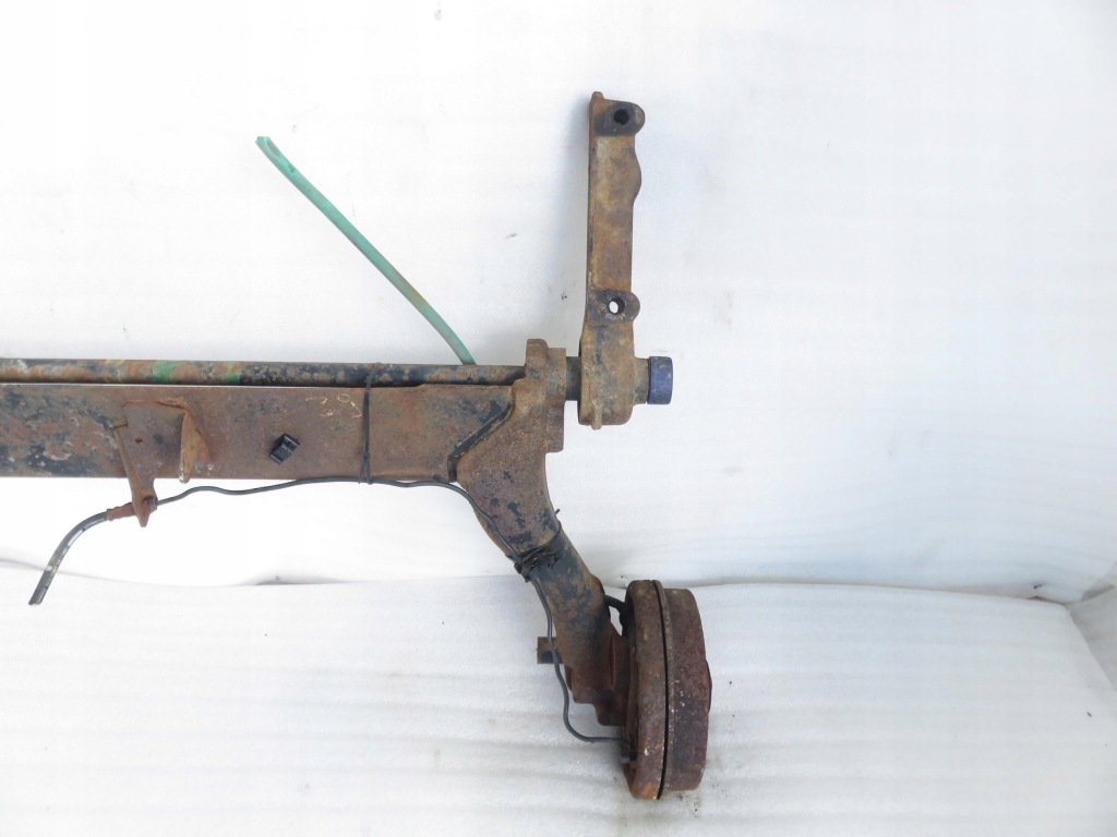 Купить Балка задний  renault megane 1 hb