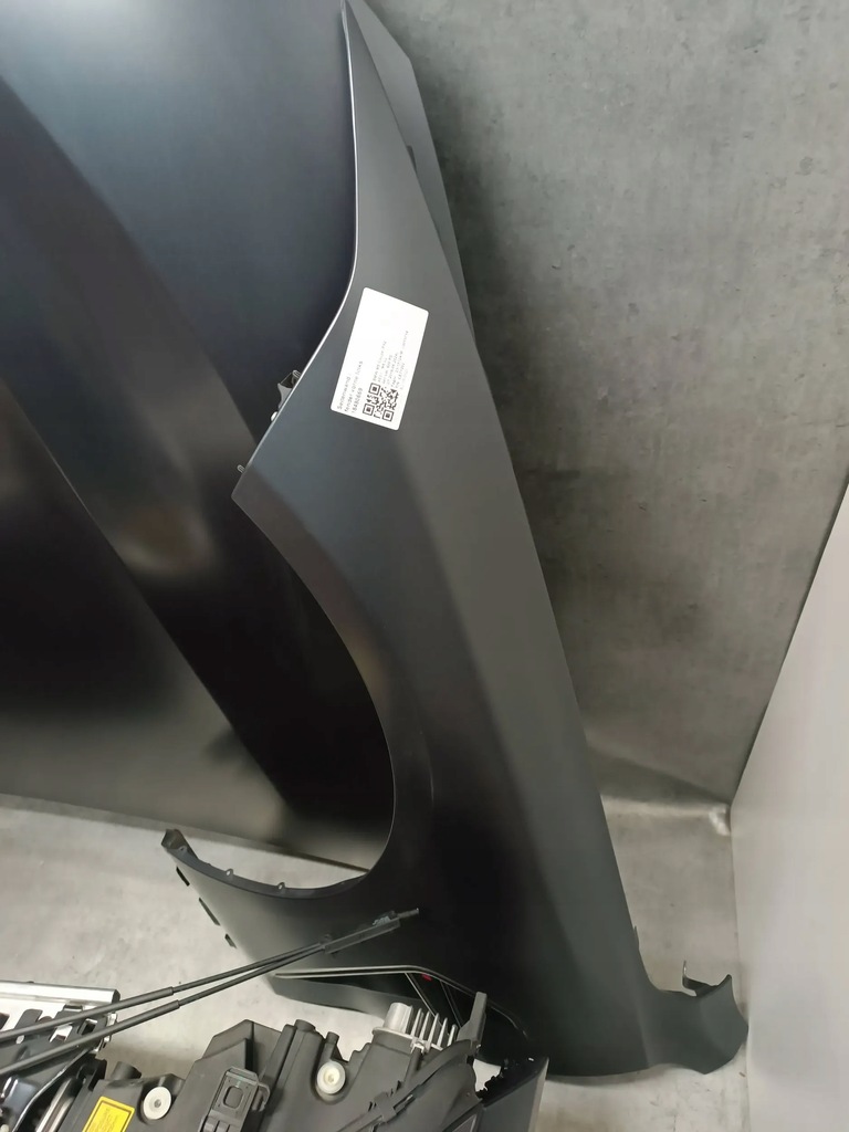 фото №9, Капот pas радиатор крыло бампер kampy bmw m8 f91 f92 f93 цвет: 490