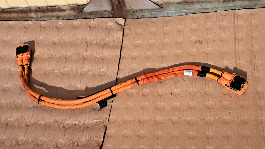 фото №1, Mini cooper se f55 f56 f60 - кабель шланг 2022