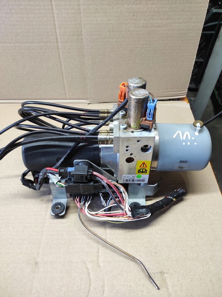 фото №1, Насос блок управления крыша renault megane ii cc cabrio 8200149739