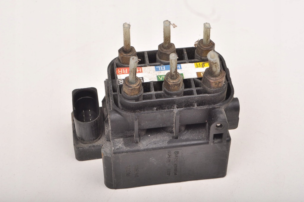 фото №1, Mercedes w221 lift распределитель a2123200358