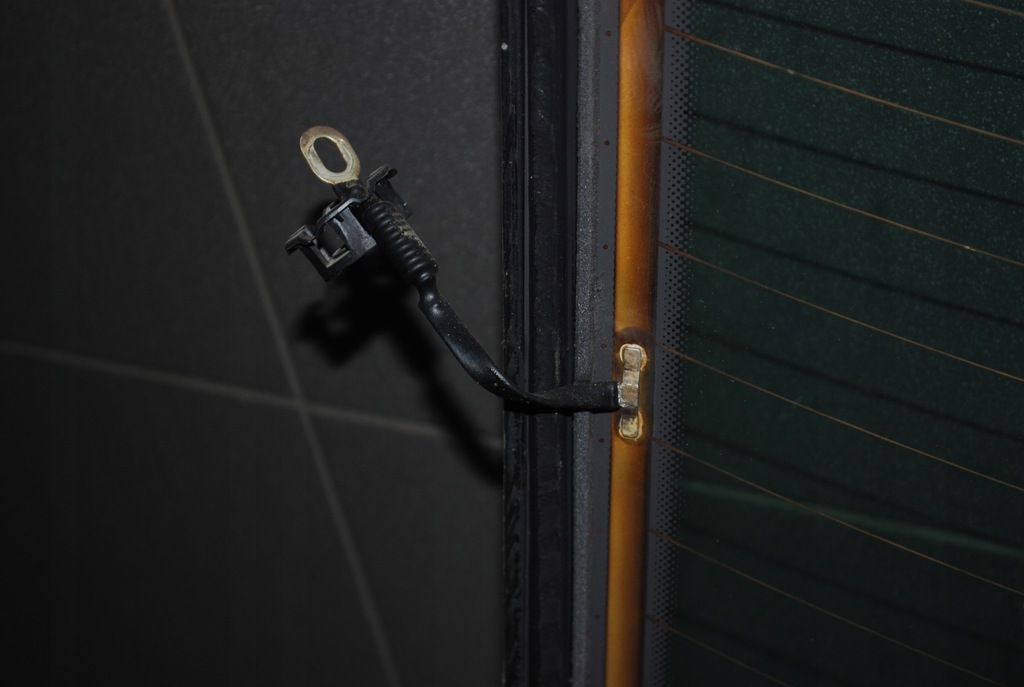 фото №13, Скло задня audi a4 b6 2001r sedan