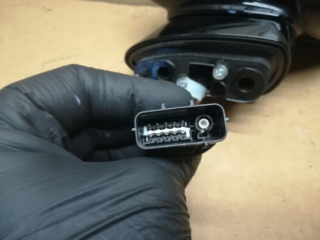 фото №5, Nissan leaf ii зеркало наружное правое 10 pin