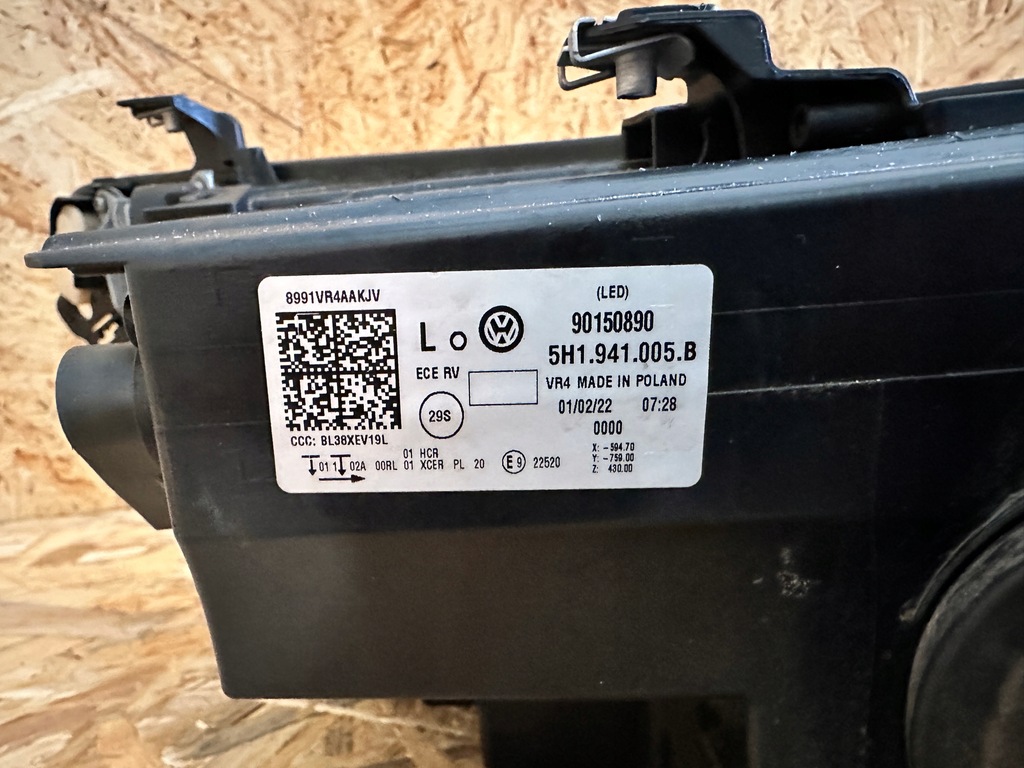 фото №8, Лампа ліва перед volkswagen golf viii 5h1941005b