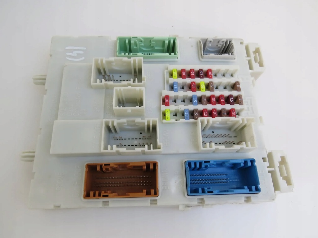 фото №1, Модуль коробка bsi предохранителей 31412887 volvo v40 ii