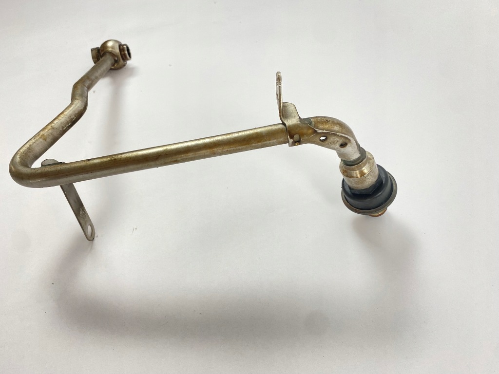 Клапан зворотний повітря шланг egr трубка mercedes w203 компресор 0021402860 Оригінал