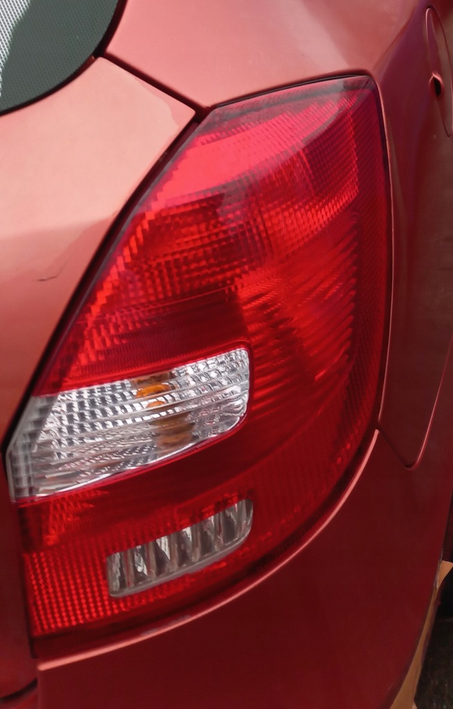 фото №1, Лампа задняя правая skoda fabia ii kombi