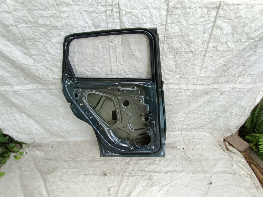 фото №8, Skoda karoq дверь задние левая kielce-gliwice