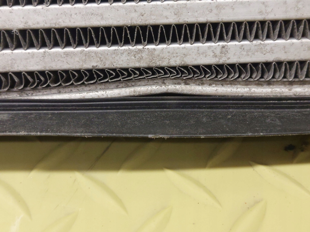 фото №5, Vw touran i 1.9 tdi интеркулер 1k0145803h