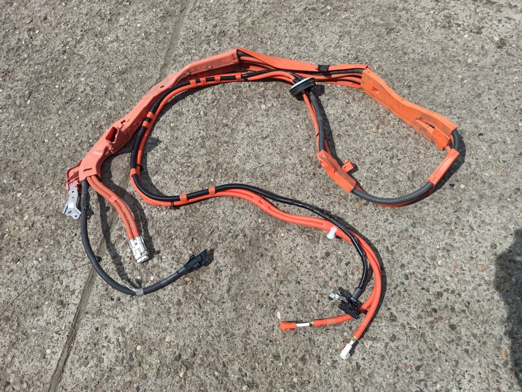 фото №1, Lexus is300h 2.5 гибрид шланг питания 7833-5w