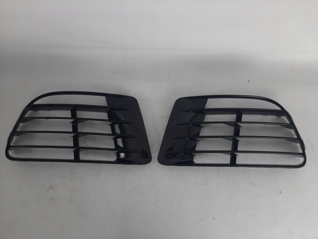 фото №1, Vw golf vi 6 r20 решітка радіатора бампера решітка ліва+ права