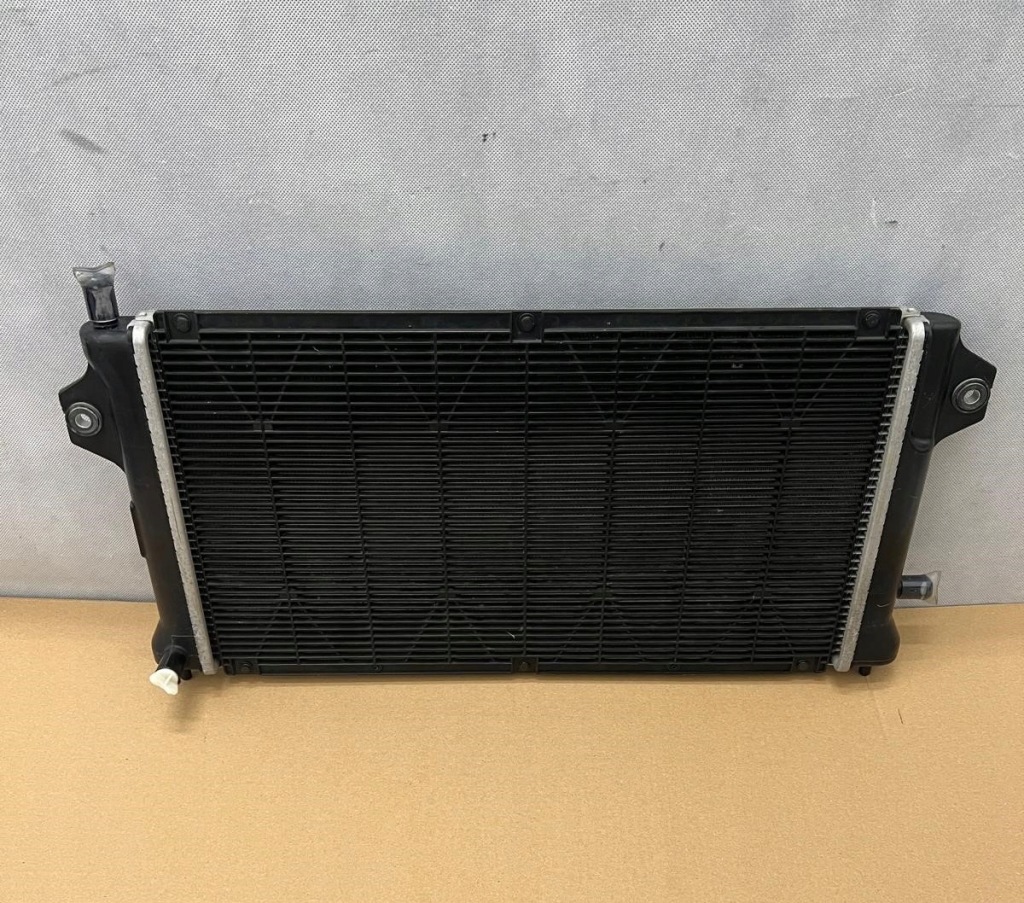 Купити Радіатор води mitsubishi outlander 12- 1350a637