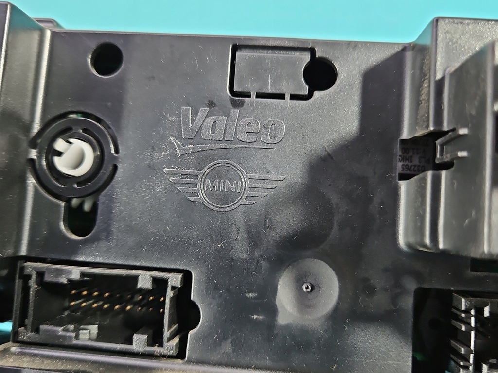 фото №8, Консоль панель обдув mini cooper one ii r56 06- 69790612